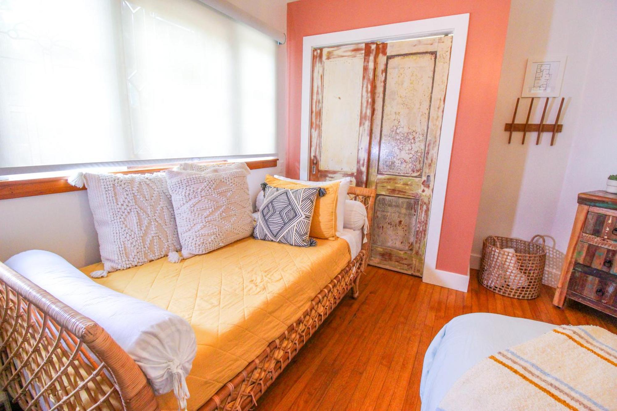 Luxurious Bohemian Bungalow In Lincolnville - Mins From Downtown! Сент-Огастин Экстерьер фото